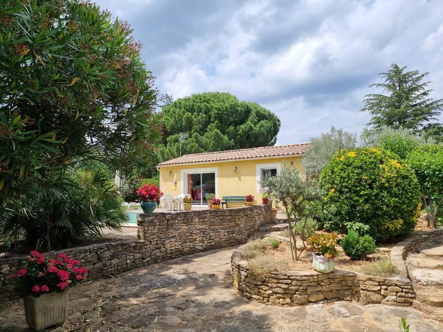 Gite Avec Piscine Au Coeur De La Vallee De La Ceze Saint-Laurent-de-Carnols Exteriér fotografie
